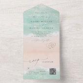 Moderne Skriptherzen im Sand Beach Hochzeit All In One Einladung (Innen Boden)