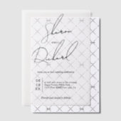 Moderne Skriptkalligraphie schwarz, weiß Hochzeit Pergament Einladungen (Versetzt (Einladung))