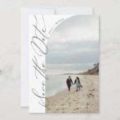 Moderne Skripttypografie | QR-Code Foto mit halbem Save The Date (Vorderseite)