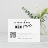 Moderne SkriptWedding Capture the Liebe QR Code Begleitkarte (Stehend Vorderseite)