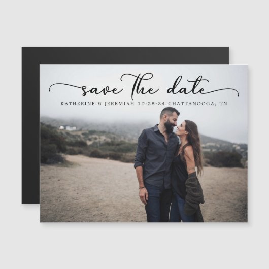 Moderne SkriptWedding Save the Date Magneteinladung (Vorne/Hinten)