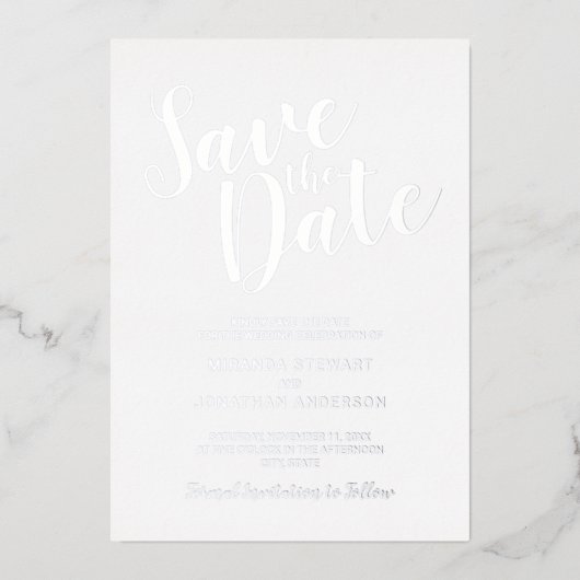 Moderne SkriptWedding Save the Date Silver Folieneinladung (Vorderseite)