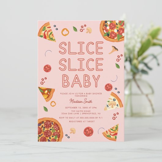 Moderne Slice Slice Baby Pizza Baby Dusche Einladung (Stehend Vorderseite)