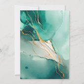 Moderne Smarald Green Gold Waves Beach Wedding Einladung (Rückseite)