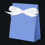 Moderne Solid Blue Simple Chic Elegante Fevor Box Geschenkschachtel<br><div class="desc">Moderne Solid Blue Simple Chic Elegant Fevor Boxen zeichnen sich durch ein modernes Blau aus. Perfekt für den Valentinstag,  den Frauentag,  den Muttertag,  Geburtstagspartys,  Jubiläum,  Hochzeiten,  Babyduschen und vieles mehr. Erstellt von Evco Studio www.zazzle.com/store/evcostudio</div>