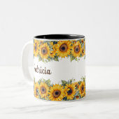 Moderne Sonnenblume | Hellgelbes Blumendesign Zweifarbige Tasse (Vorderseite Links)
