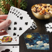 Moderne Sonnenstrahlen und blaue Wolken Spielkarten (In Situ)