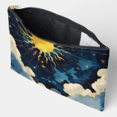 Moderne Sonnenstrahlen und blaue Wolken Zubehörtasche (Offen)