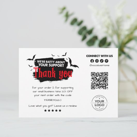 Moderne Spooky Halloween QR Code Danke Karte (Stehend Vorderseite)