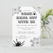 Moderne Spooky Spinnweb Black & White Halloween Einladung (Stehend Vorderseite)