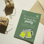 Moderne St. Patrick's Day Party Grüne Clovers Einladung