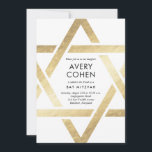 Moderne Star Gold Foil Bat Mitzvah Einladung<br><div class="desc">Das moderne Star Gold Foil Bat Mitzvah Invitation verfügt über eine einzigartige und moderne Star of David Kontur rund um Ihre Veranstaltungsdetails.</div>