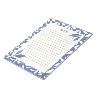 Moderne staubblaue botanische Notizblock