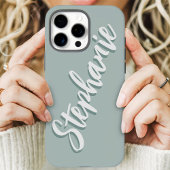 Moderne Staubige Salbei-Minimal-Schrift-Name Case-Mate iPhone Hülle