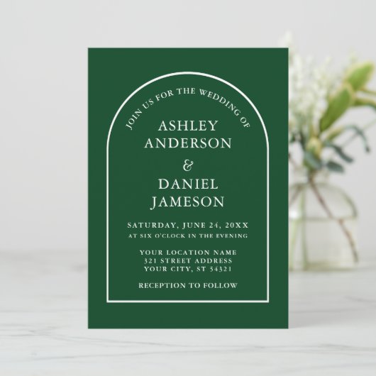 Moderne, stilvolle Arch Green Wedding Einladung (Stehend Vorderseite)