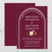 Moderne, stilvolle Arch Wedding Burgundy Floral Einladung (Vorne/Hinten)