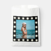 Moderne, stilvolle, einzigartige Schwarz-Quadrat-F Geschenktütchen (Vorderseite)