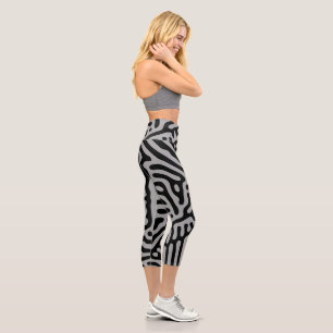 Moderne, stilvolle Gray & Black Classic Capri Leggings