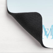 Moderne stilvolle hellblaue Monogramm-Glitzer Mousepad (Ecke)