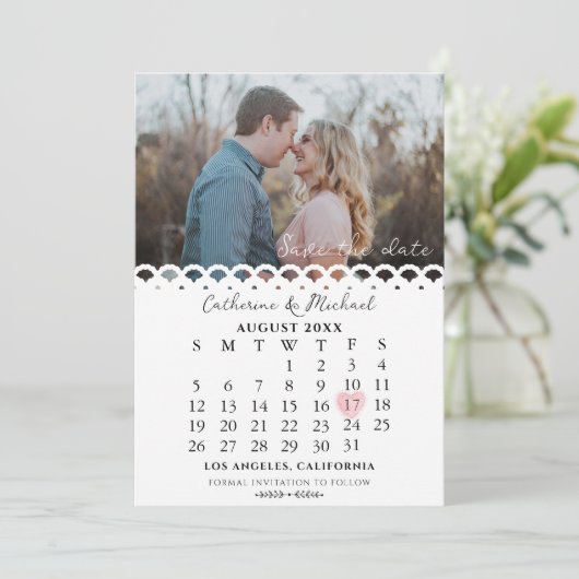 Moderne, stilvolle Lace Simple Foto Date Calendar Save The Date (Stehend Vorderseite)
