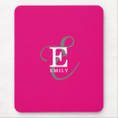 Moderne, stilvolle Monogram Typografie Hot Pink Mousepad (Vorne)