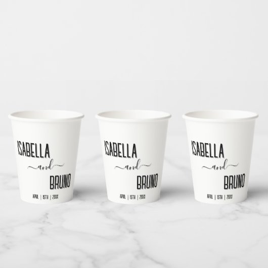 Moderne, stilvolle Personalisierte Schwarz-Text-Ho Pappbecher (Multi)