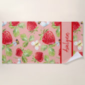 Moderne, stilvolle Trendy Girly Strawberry & Bee Strandtuch (Vorderseite)