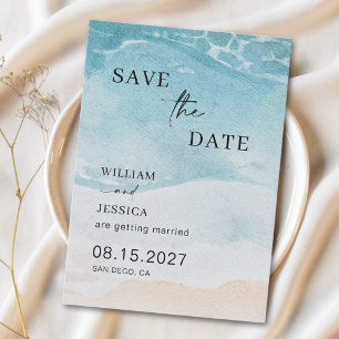 Moderne Strandhochzeit am Ozean im Sommer - Save T The Date