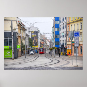 Moderne Straße in Bratislava, Slowakei Poster