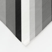Moderne Streifen in Schwarz, Weiß und Grau - cool Fleecedecke (Ecke)