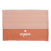 Moderne Streifen mit hochwertiger Herzmonogramm Kissenbezug (Vorderseite)