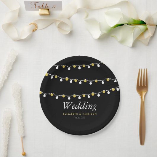 Moderne String Lights, White & Gold Wedding Pappteller (Hochzeit)