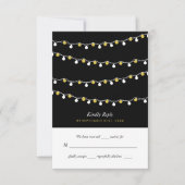 Moderne String Lights, White & Gold Wedding RSVP Karte (Vorderseite)