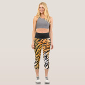 Moderne Stripte Tigerfelle Print big cats feline a Capri Leggings (Vorderseite)