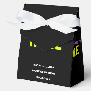 MODERNE, STYLISCH ZOLLBARE, SCHWARZE VERIFIZIERTE  GESCHENKSCHACHTEL