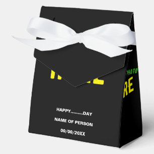 MODERNE, STYLISCH ZOLLBARE, SCHWARZE VERIFIZIERTE  GESCHENKSCHACHTEL