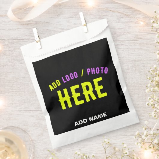 MODERNE, STYLISCH ZOLLBARE, SCHWARZE VERIFIZIERTE GESCHENKTÜTCHEN (Ausgeschnitten)
