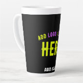 MODERNE, STYLISCH ZOLLBARE, SCHWARZE VERIFIZIERTE MILCHTASSE (Linke Ecke)