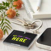 MODERNE, STYLISCH ZOLLBARE, SCHWARZE VERIFIZIERTE SCHLÜSSELANHÄNGER (Vorderseite rechts)