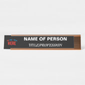 MODERNE, STYLISCH ZOLLBARE, SCHWARZE VERIFIZIERTE SCHREIBTISCHNAMENSPLAKETTE (Vorderseite )