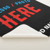 MODERNE, STYLISCH ZOLLBARE, SCHWARZE VERIFIZIERTE  SHERPADECKE (3/4)