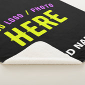 MODERNE, STYLISCH ZOLLBARE, SCHWARZE VERIFIZIERTE  SHERPADECKE (3/4)