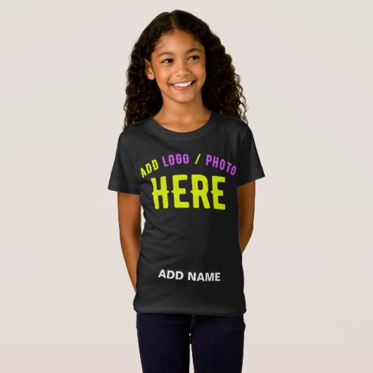 MODERNE, STYLISCH ZOLLBARE, SCHWARZE VERIFIZIERTE T-Shirt (Vorne ganz)