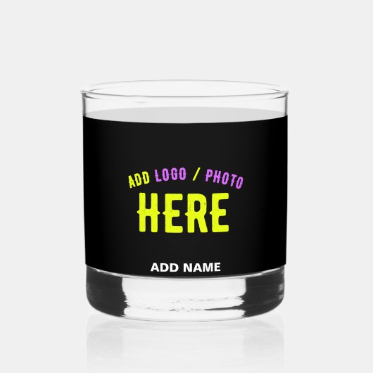 MODERNE, STYLISCH ZOLLBARE, SCHWARZE VERIFIZIERTE WHISKYGLAS (Vorderseite)