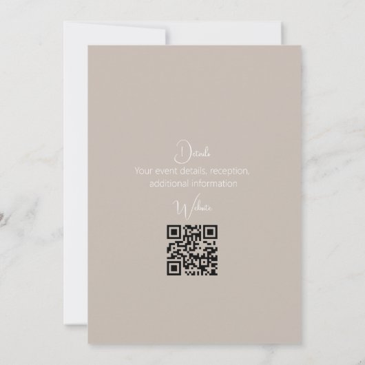 Moderne Tan White Ribbon Script Einladung Hochzeit (Rückseite)