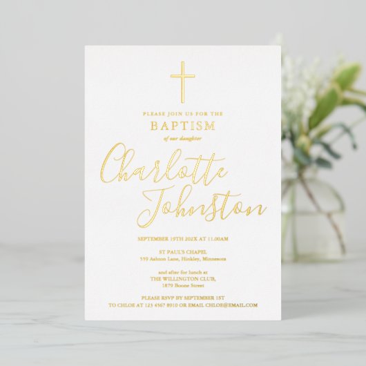 Moderne Taufe Christening Elegante Signatur Gold Folieneinladung (Stehend vorne)