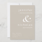 Moderne Taupe Ampersand Hochzeit Save The Date (Vorderseite)
