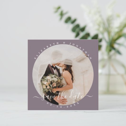 Moderne Taupe Gray Minimalistische Paare Foto Hoch Save The Date (Stehend Vorderseite)