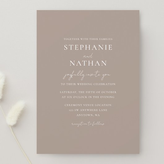 Moderne Taupe Minimalistisch Wedding Einladung