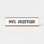 Moderne Teacher-Schreibtisch-Platte mit individuel Schreibtischnamensplakette (Vorderseite )